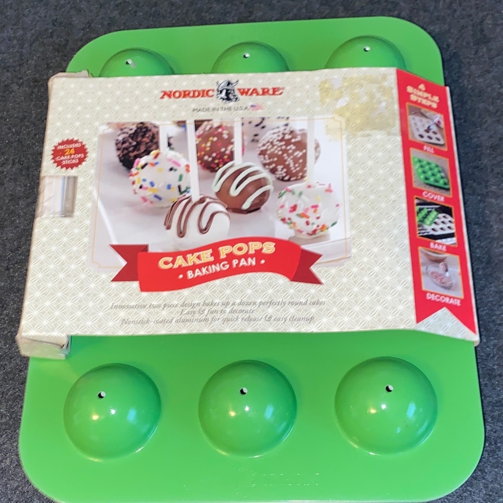 Nordic Ware Green Cake Pops Mold